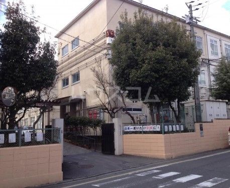 中学校　京都市立双ケ丘中学校（中学校）まで476m