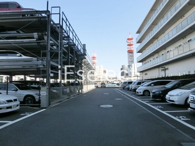 駐車場　敷地内駐車場