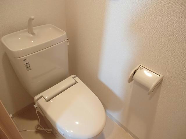 トイレ　写真は他の号室です