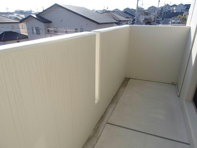 バルコニー　写真は他の号室です