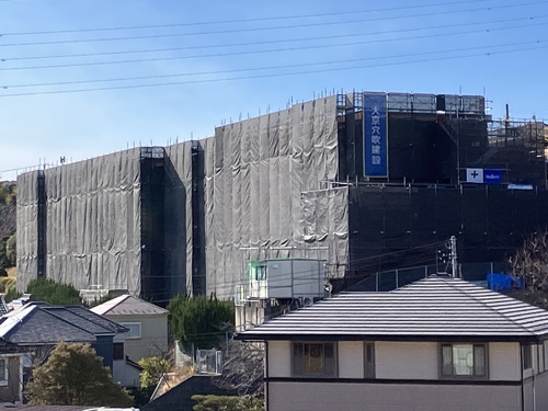 建物外観　※大規模修繕中