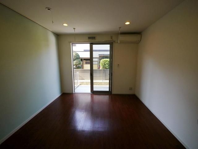 居室・リビング　居室