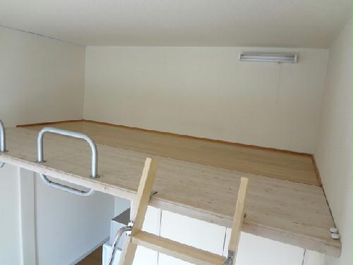 収納　ロフト付き