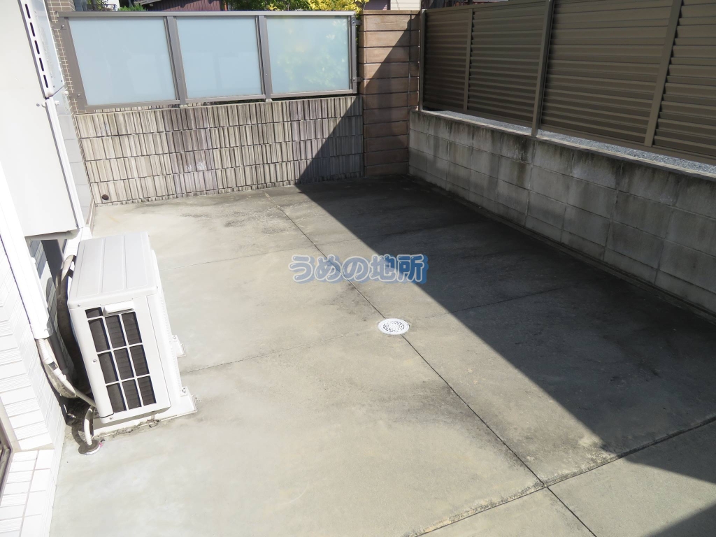 バルコニー　バルコニー