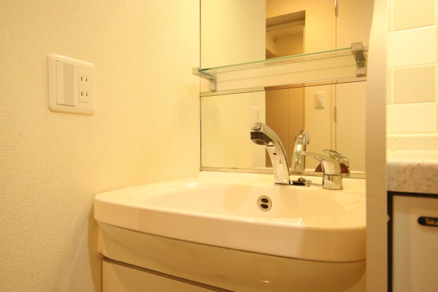 洗面設備　※別室の参考写真の為、現況優先です。