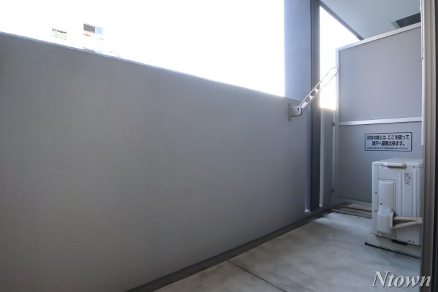 バルコニー　落ち着いた時間を過ごせるバルコニーです