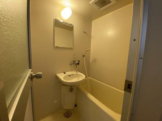 バス・シャワールーム　別室参考画像