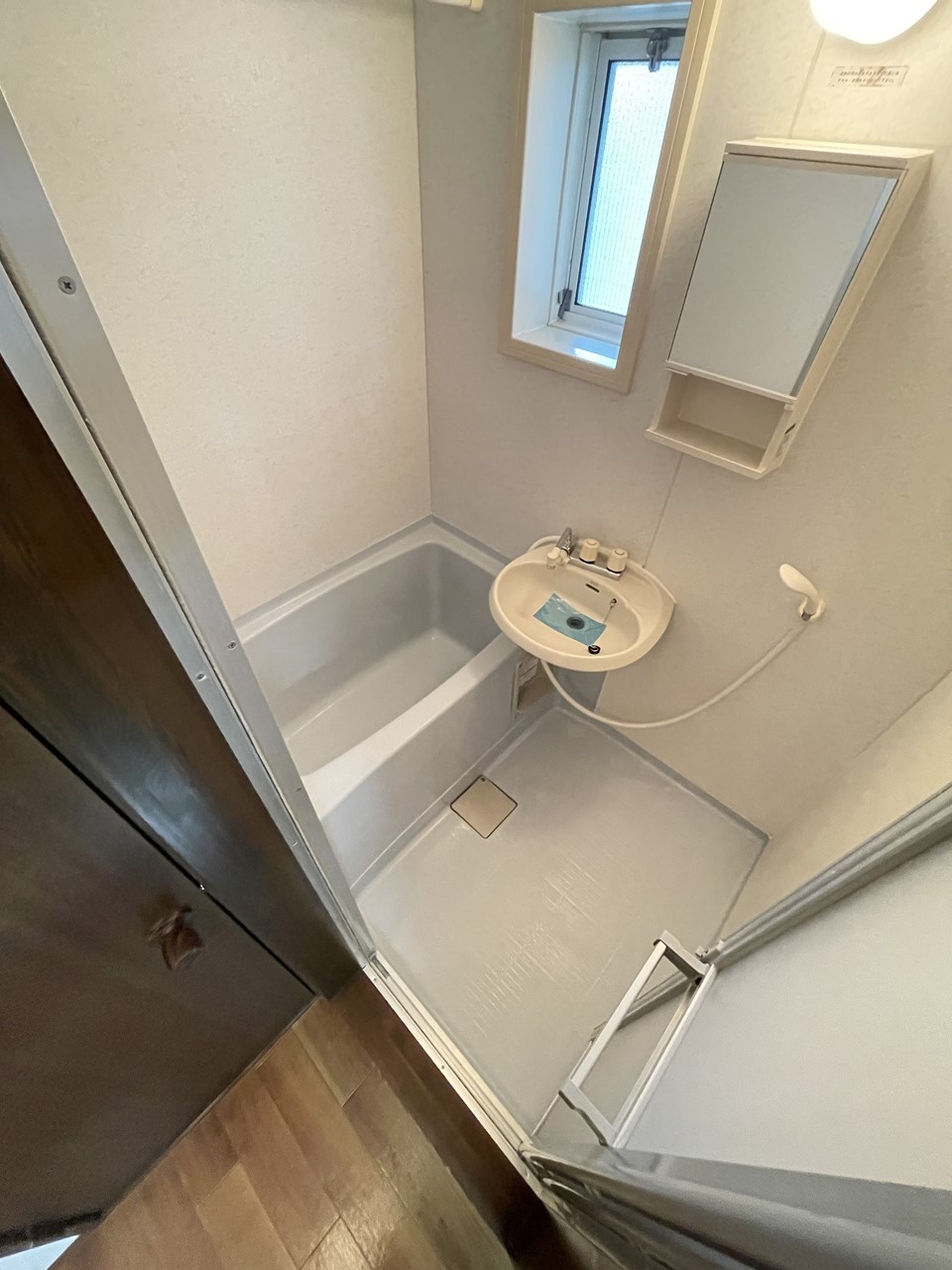 バス・シャワールーム　※同物件、別部屋になります。