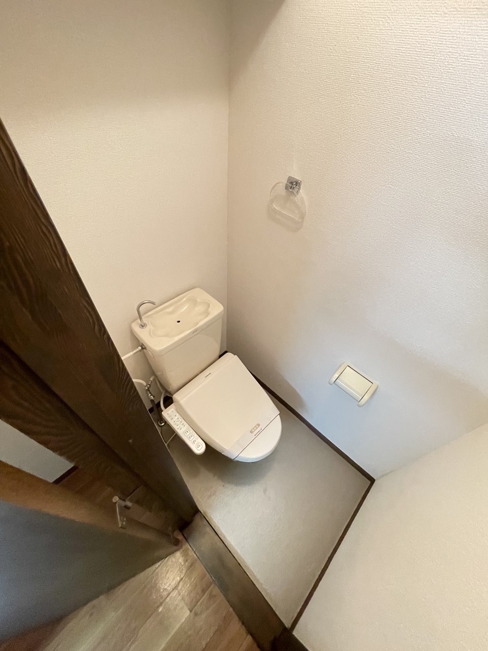 トイレ　※同物件、別部屋になります。