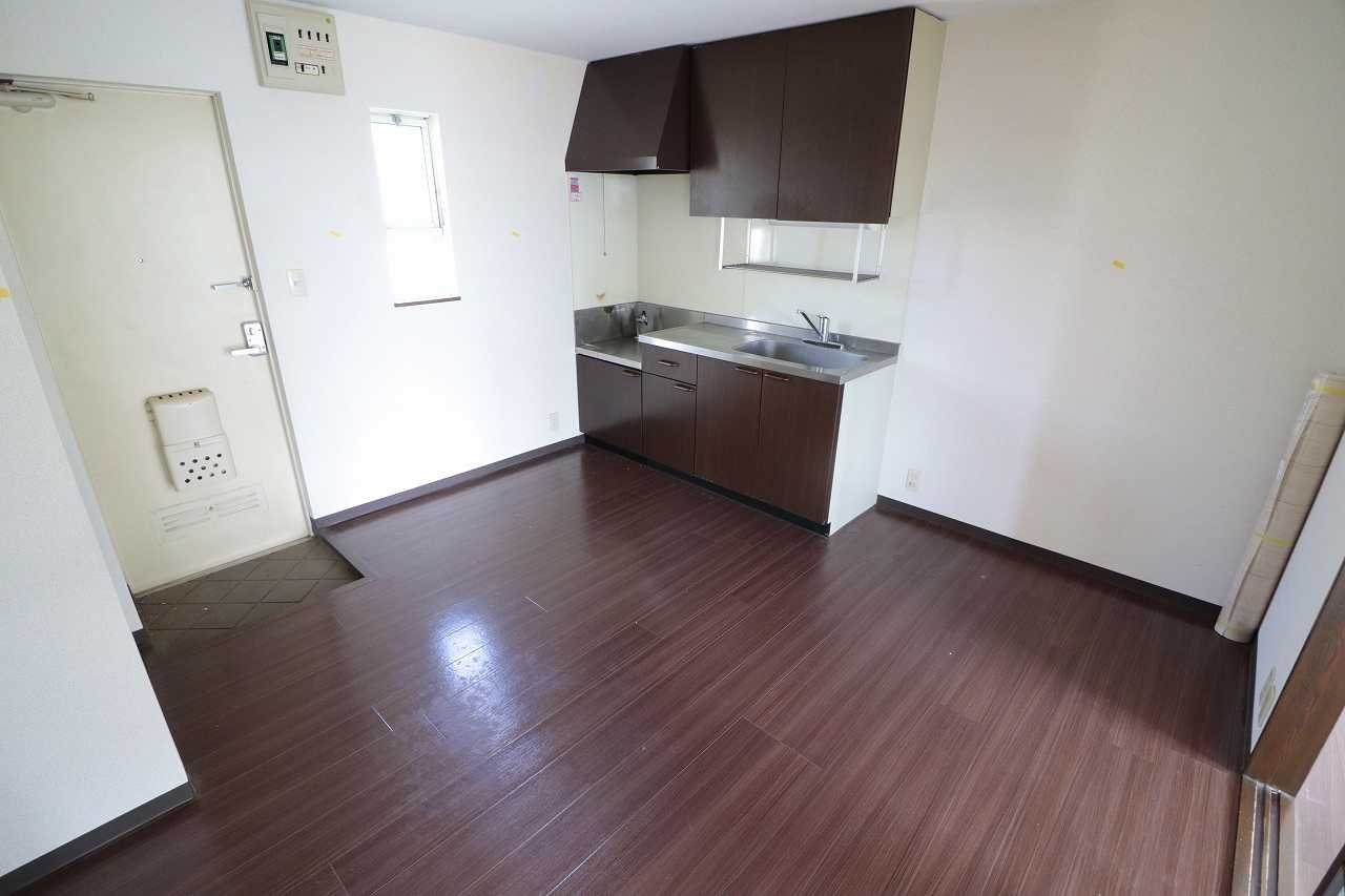 居室・リビング　※同物件、別部屋になります。