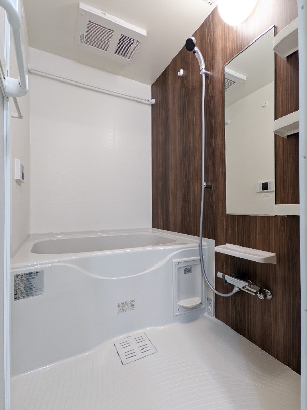 バス・シャワールーム　図面と現状に相違がある場合には現状を優先