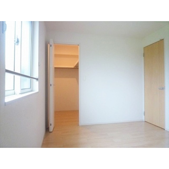 収納　ウォークインクローゼット