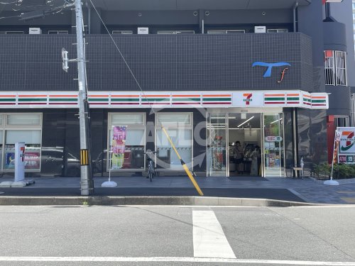 コンビニ　セブン-イレブン 大阪西宮原1丁目店（コンビニ）まで200m