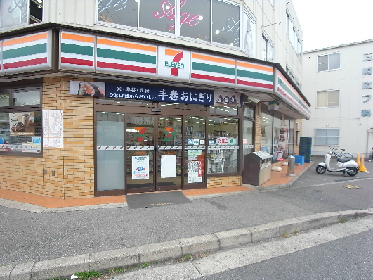 コンビニ　セブンイレブン 神戸田尾寺駅前店（コンビニ）まで840m