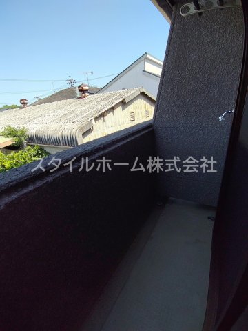 バルコニー　別部屋写真です。