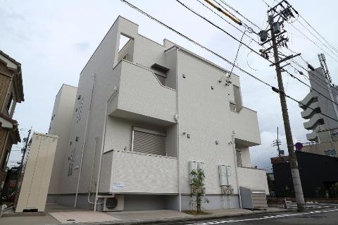 建物外観　外観写真（昼）