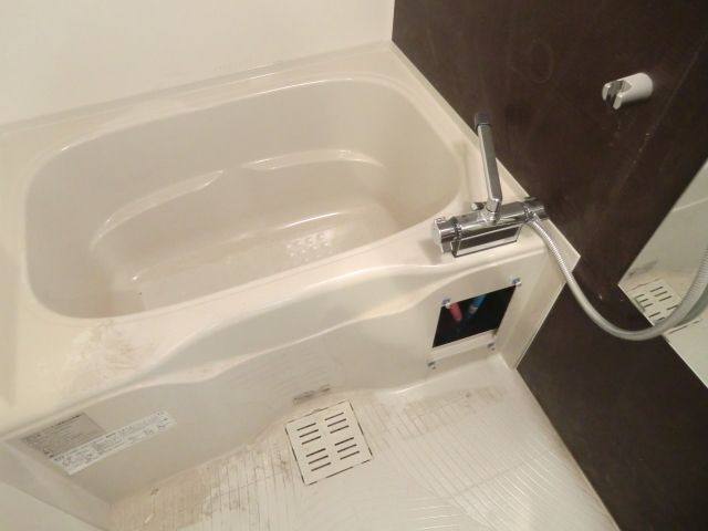 バス・シャワールーム　★浴室乾燥機付バス★