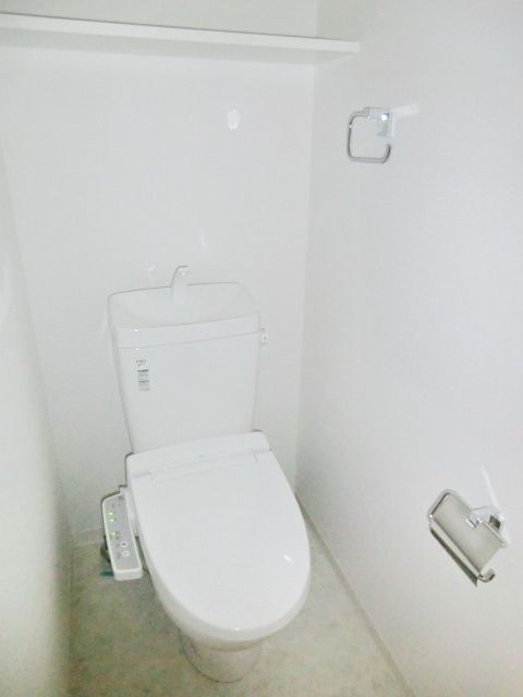 トイレ　★人気の洗浄便座付です★