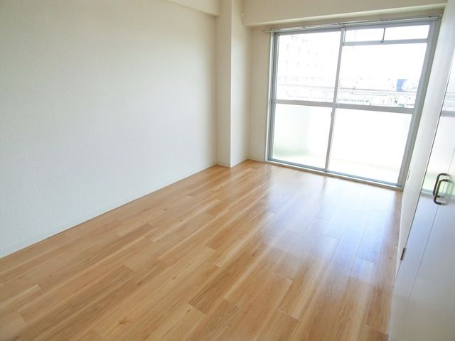 その他部屋・スペース　☆洋室６帖☆