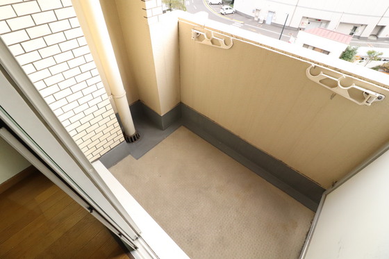 バルコニー　※別部屋の写真です