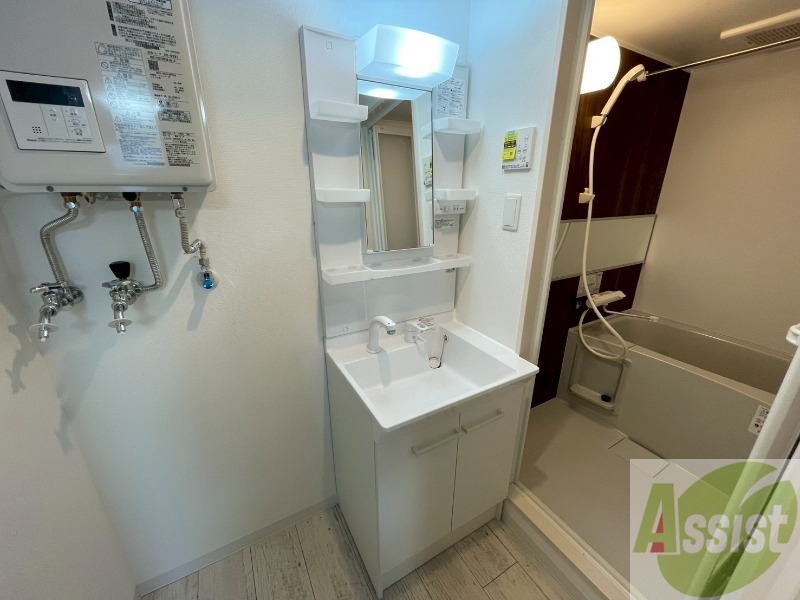 洗面設備　シャンプードレッサーで身支度もラクラクです！