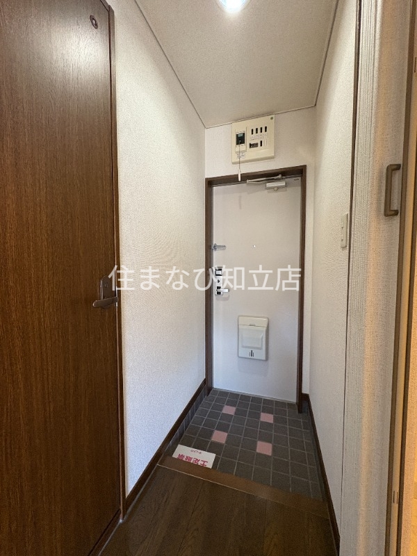 玄関　同型タイプ