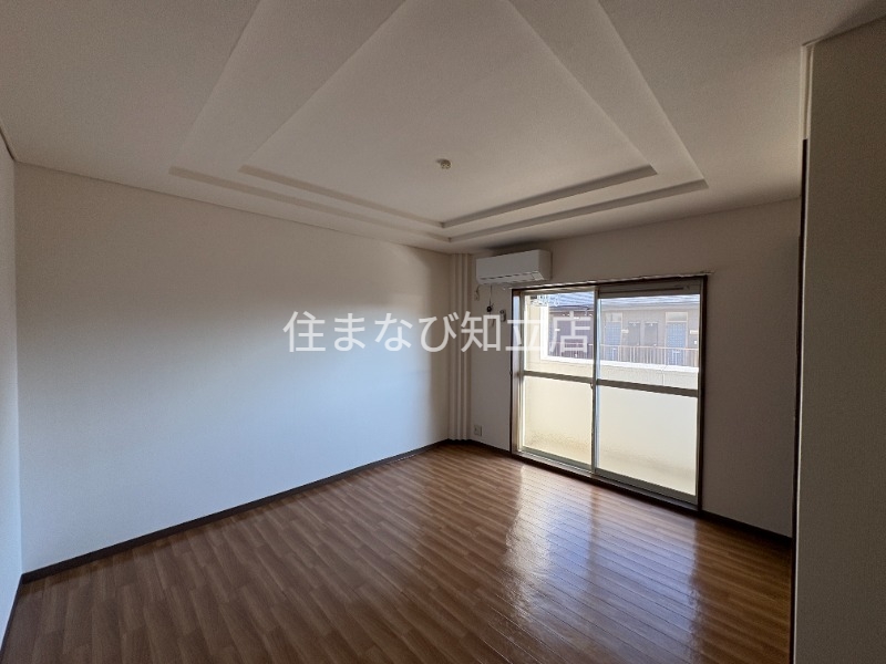 居室・リビング　同型タイプ