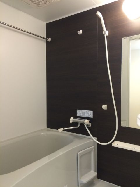 バス・シャワールーム