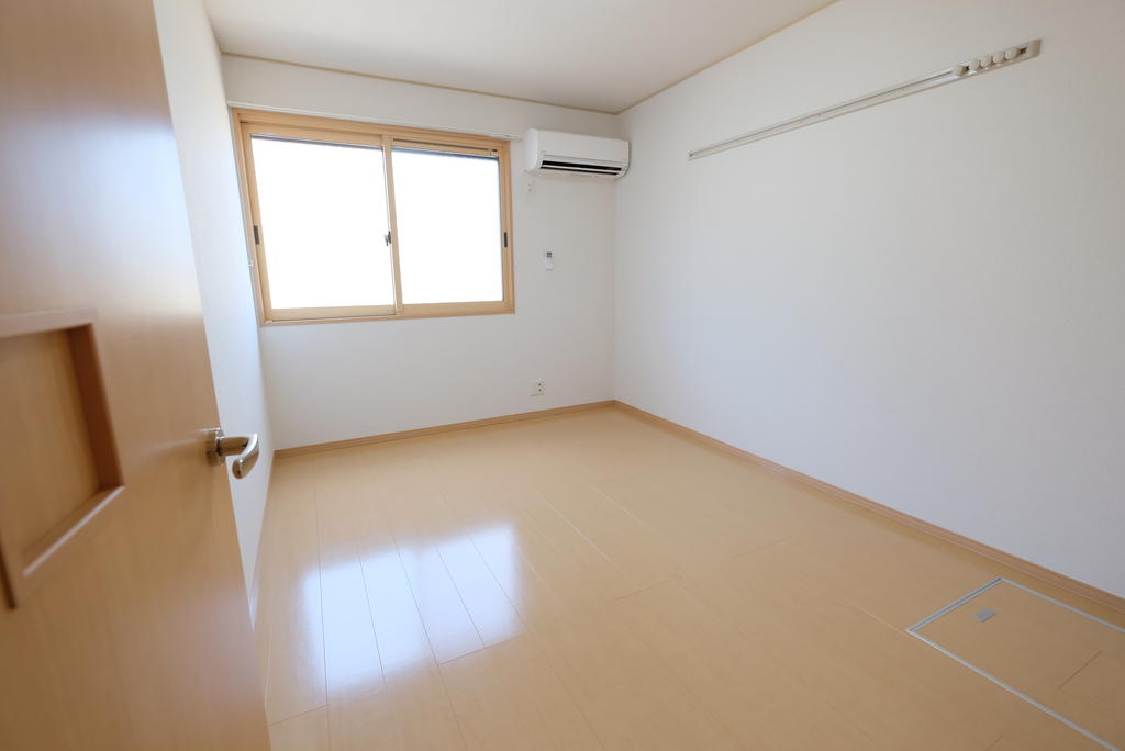 居室・リビング　室内写真は別室です