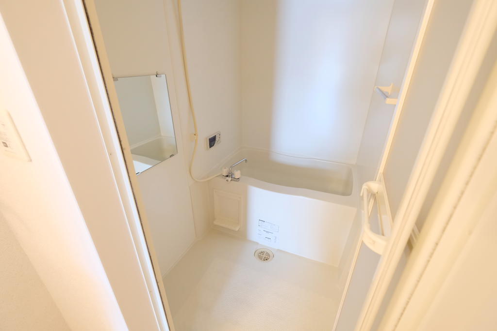 バス・シャワールーム　室内写真は別室です