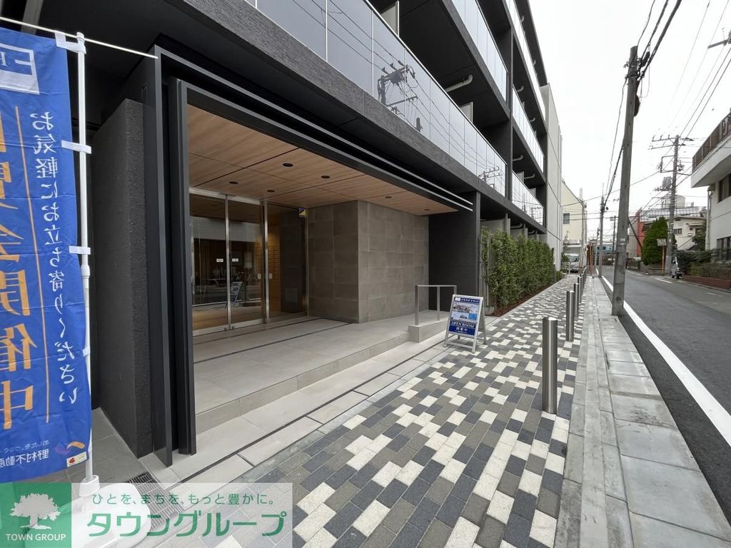 エントランス　エントランス