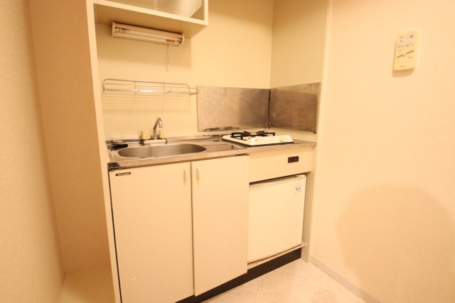 キッチン　別室の参考写真です。※現況優先