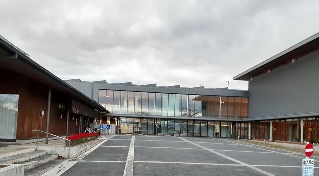 役所　福島市役所　飯坂支所（役所）まで280m