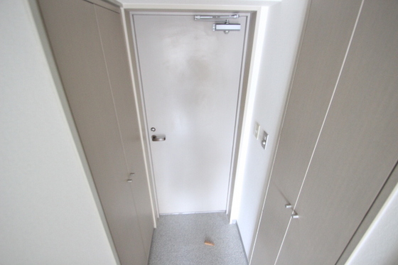 玄関　※別号室の写真使用
