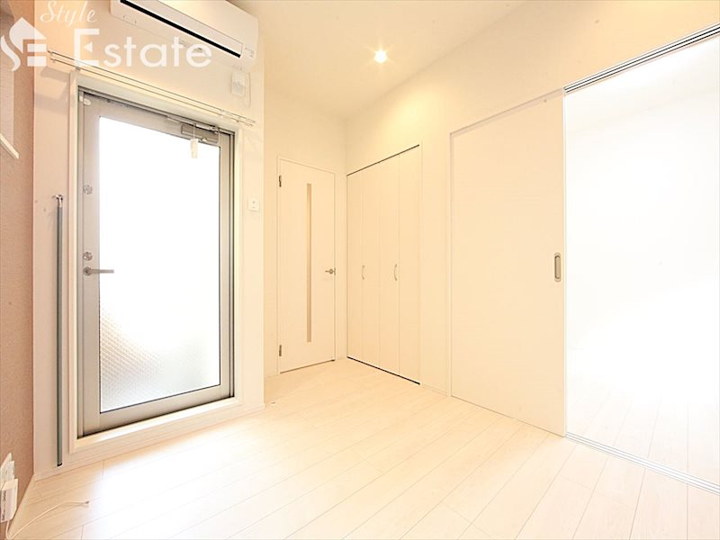 居室・リビング　内装