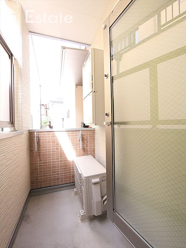 バルコニー　バルコニー