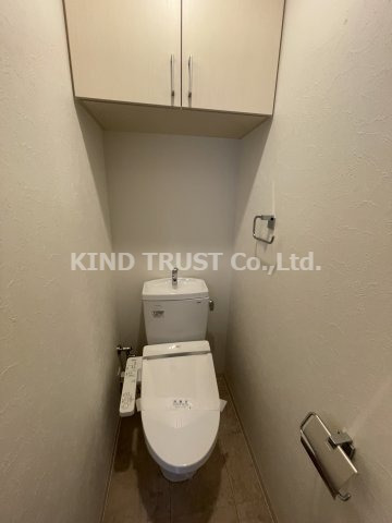 トイレ　落ち着いたトイレです