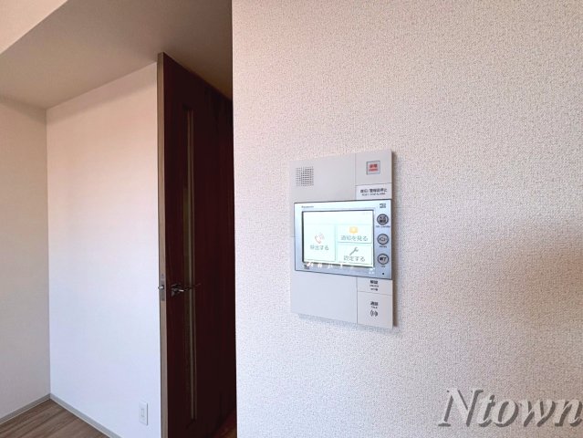 セキュリティ　モニター付きインターホンです
