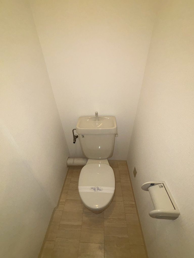 トイレ　トイレ