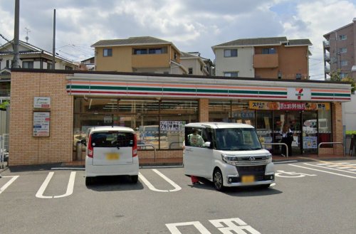 コンビニ　セブンイレブン 吹田佐井寺4丁目店（コンビニ）まで951m