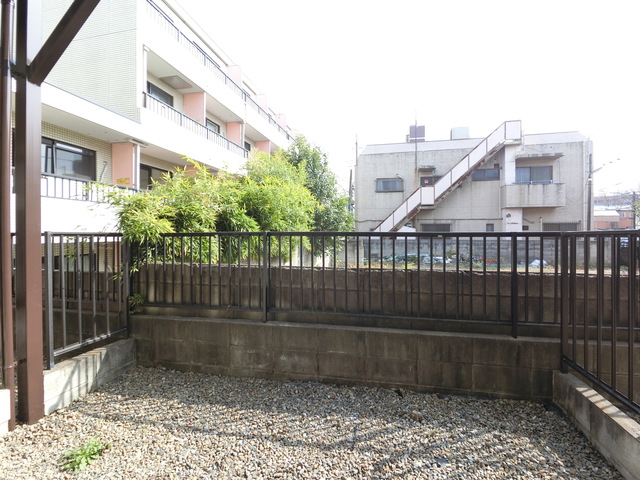 眺望　お部屋からの景色です！圧迫感がないので暮らしやすい♪