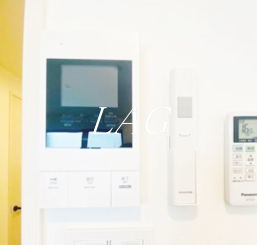 セキュリティ　モニター付きインターホンです。