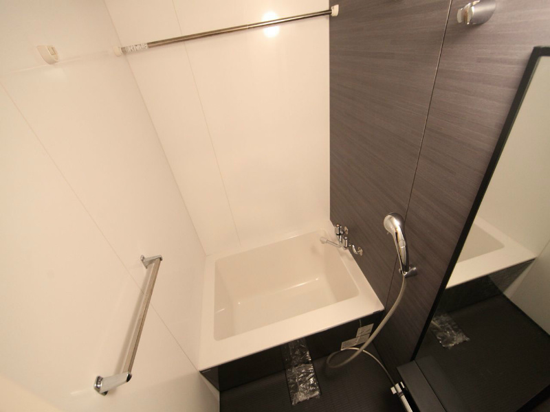 バス・シャワールーム　浴室暖房乾燥機付バスルーム