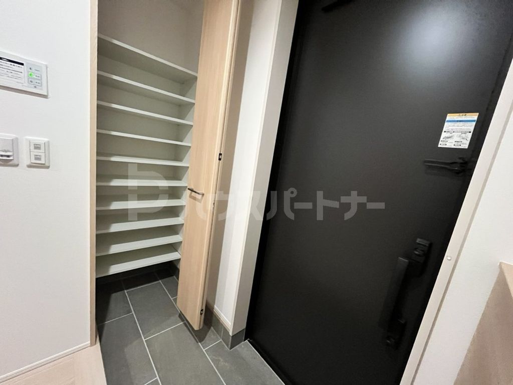 収納　シューズクローゼット