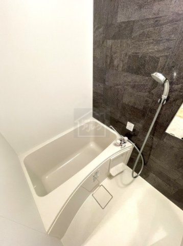 バス・シャワールーム　同物件別部屋参考写真