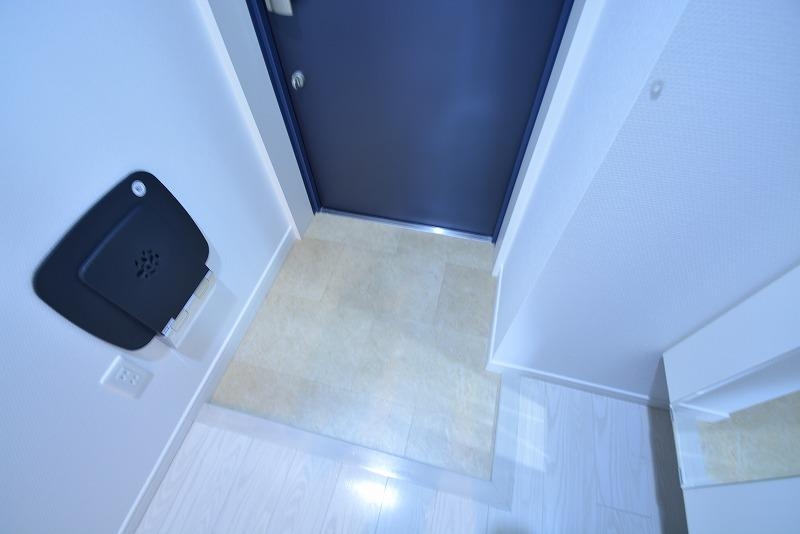 玄関　シューズボックスつきの玄関です。