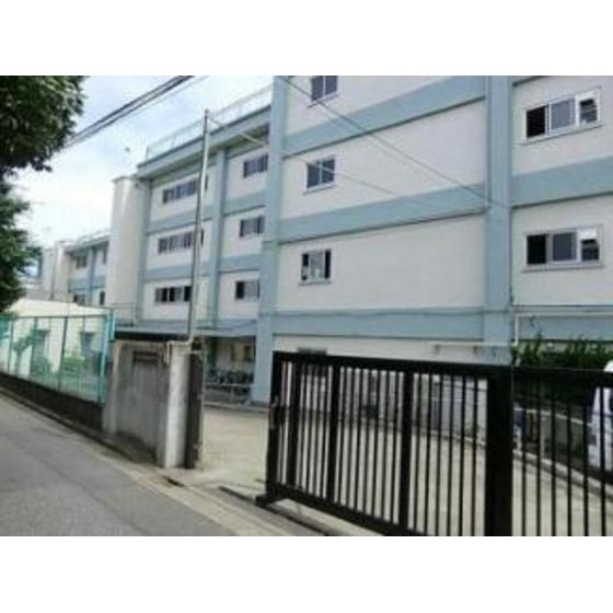 中学校　杉並区立大宮中学校（中学校）まで730m