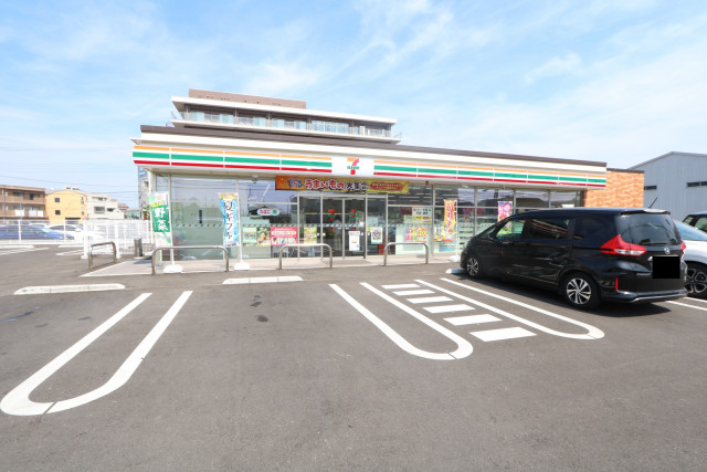 コンビニ　セブンイレブン　宇都宮東簗瀬１丁目店（コンビニ）まで280m