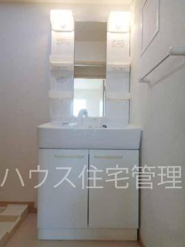 洗面設備　洗髪洗面化粧台