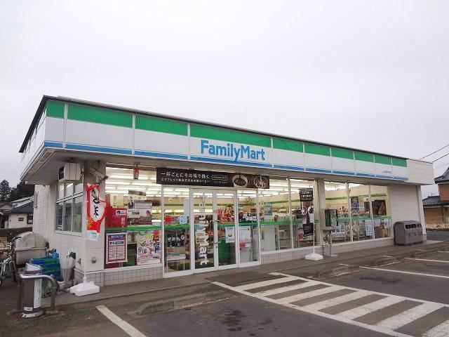 コンビニ　ファミリーマート阿見中央店（コンビニ）まで450m
